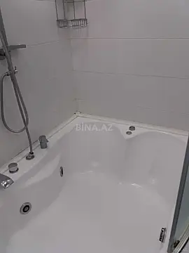 Satılır 3 otaqlı mənzil 125 m²