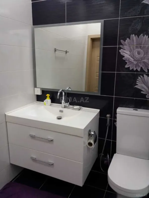 Satılır 3 otaqlı mənzil 125 m²