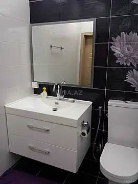Satılır 3 otaqlı mənzil 125 m²