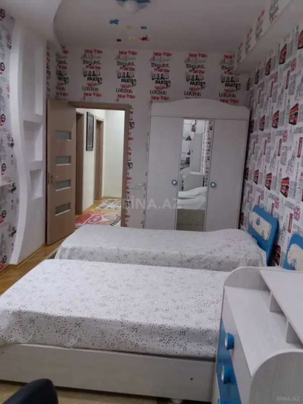 Satılır 3 otaqlı mənzil 125 m²