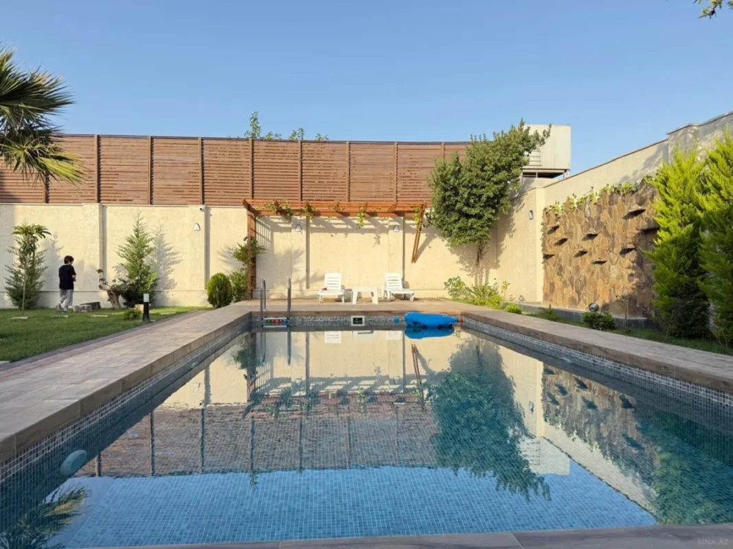 Kirayə verilir 5 otaqlı həyət evi 300 m²