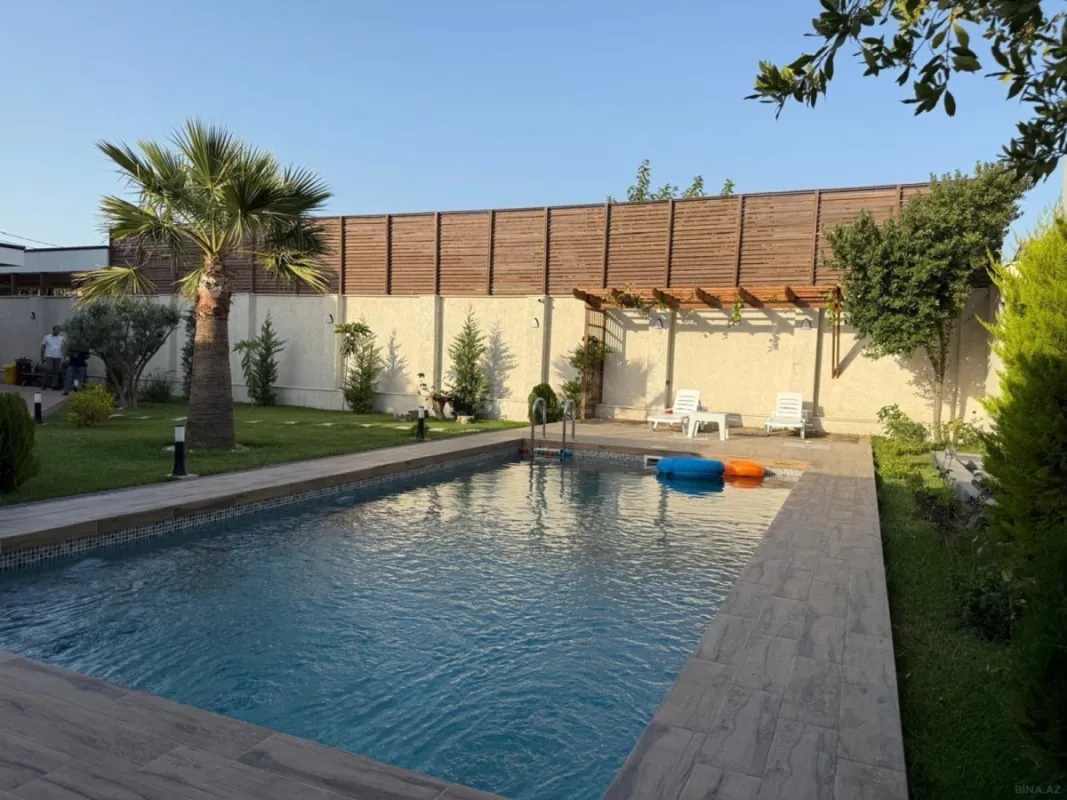 Kirayə verilir 5 otaqlı həyət evi 300 m²