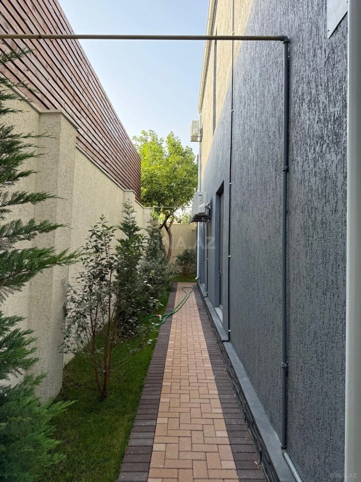 Kirayə verilir 5 otaqlı həyət evi 300 m²