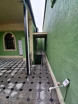 Satılır 4 otaqlı həyət evi 100 m²