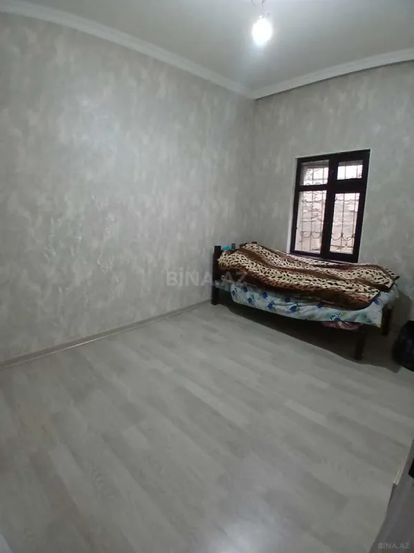 Satılır 4 otaqlı həyət evi 100 m²