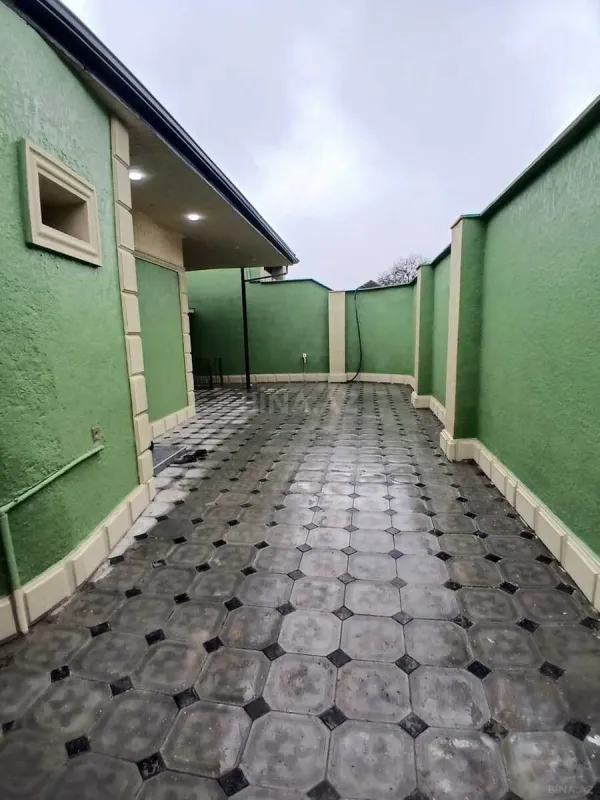 Satılır 4 otaqlı həyət evi 100 m²