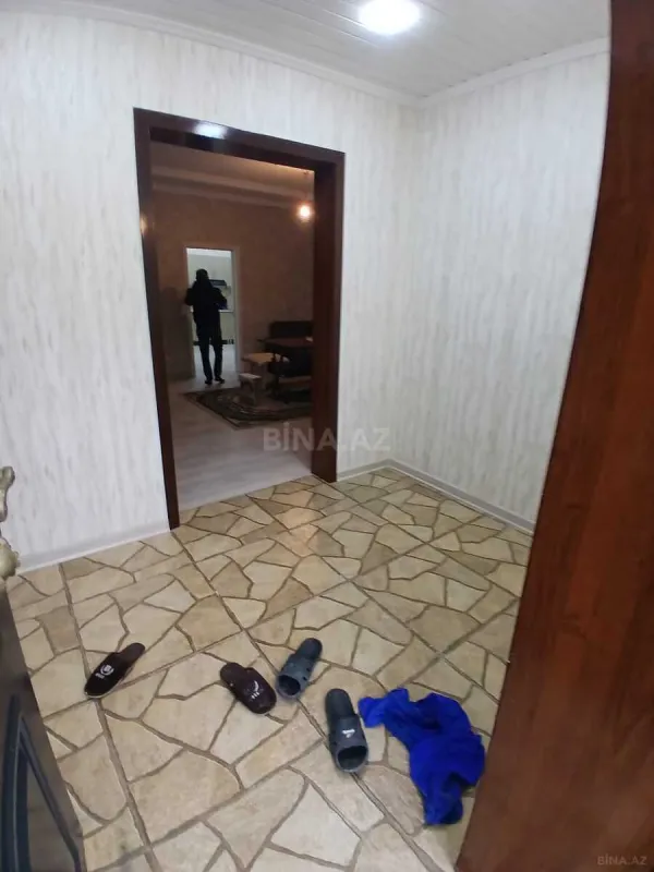 Satılır 4 otaqlı həyət evi 100 m²