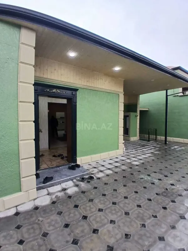 Satılır 4 otaqlı həyət evi 100 m²