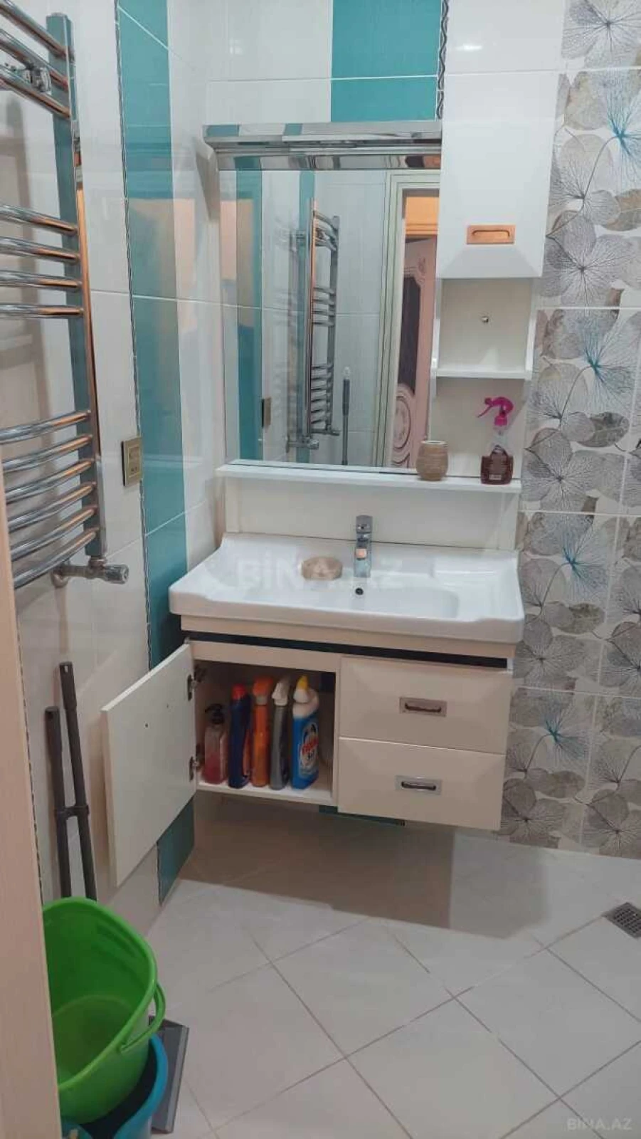 Satılır 2 otaqlı mənzil 65 m²