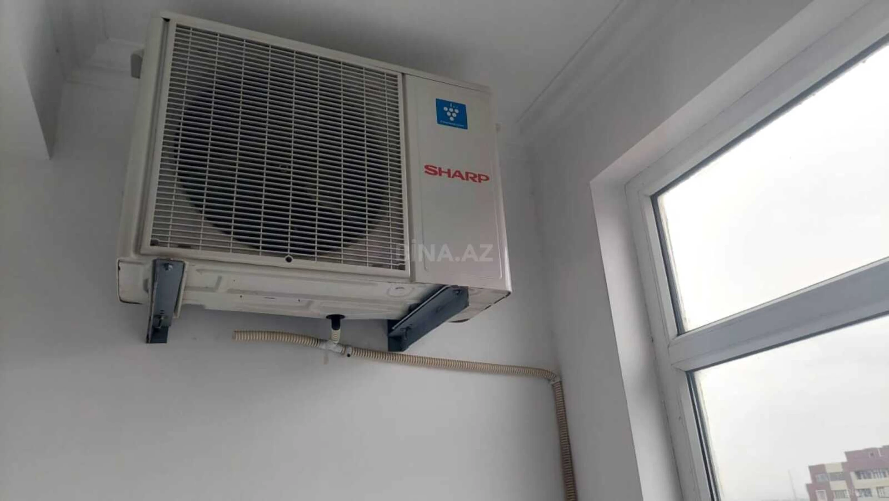 Satılır 2 otaqlı mənzil 65 m²