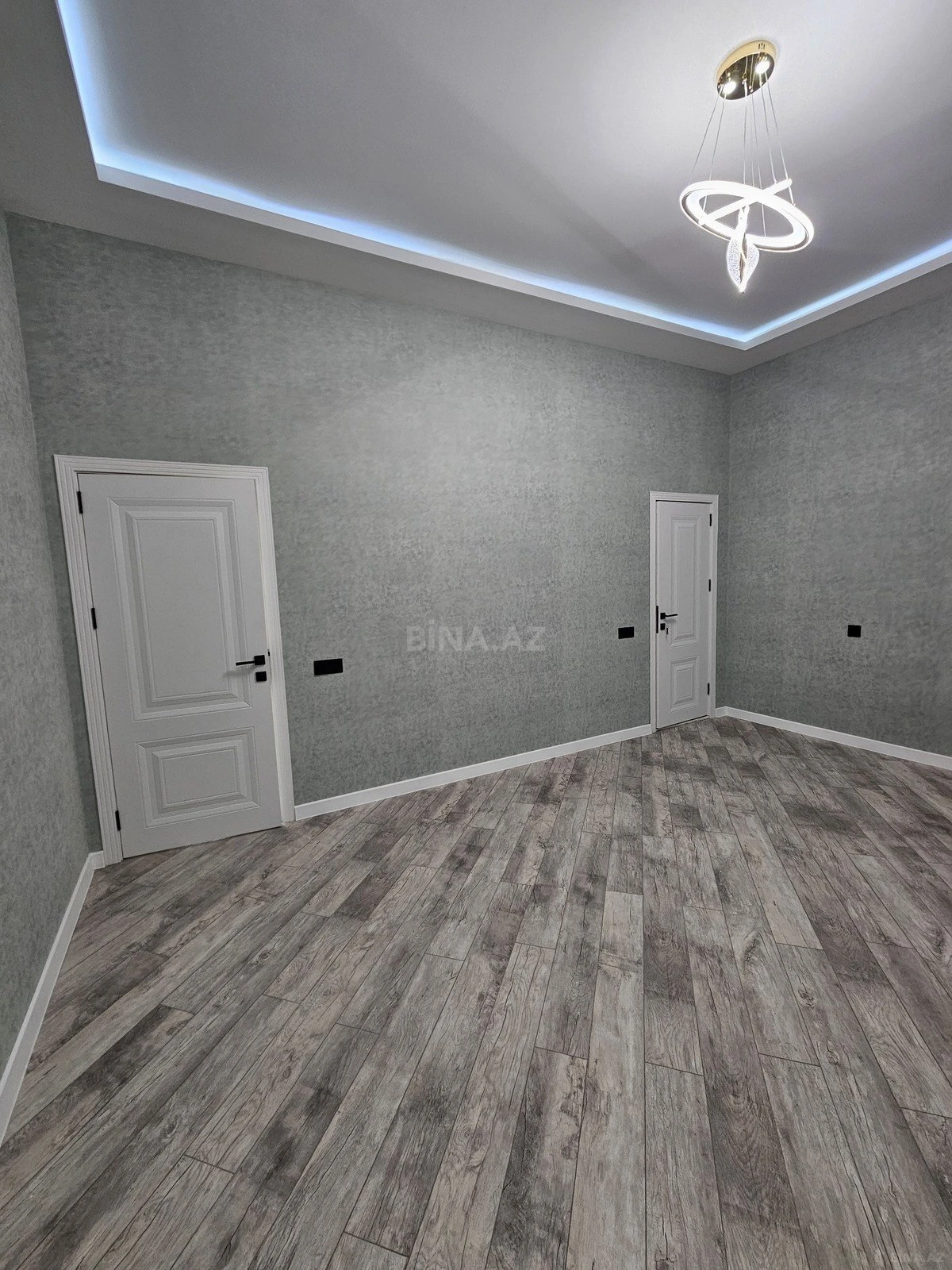 Satılır 4 otaqlı həyət evi 160 m²