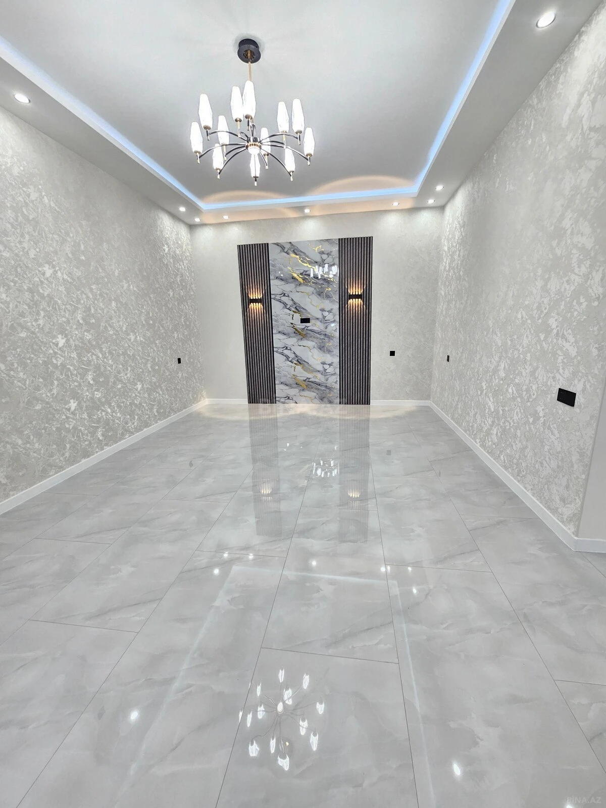 Satılır 4 otaqlı həyət evi 160 m²