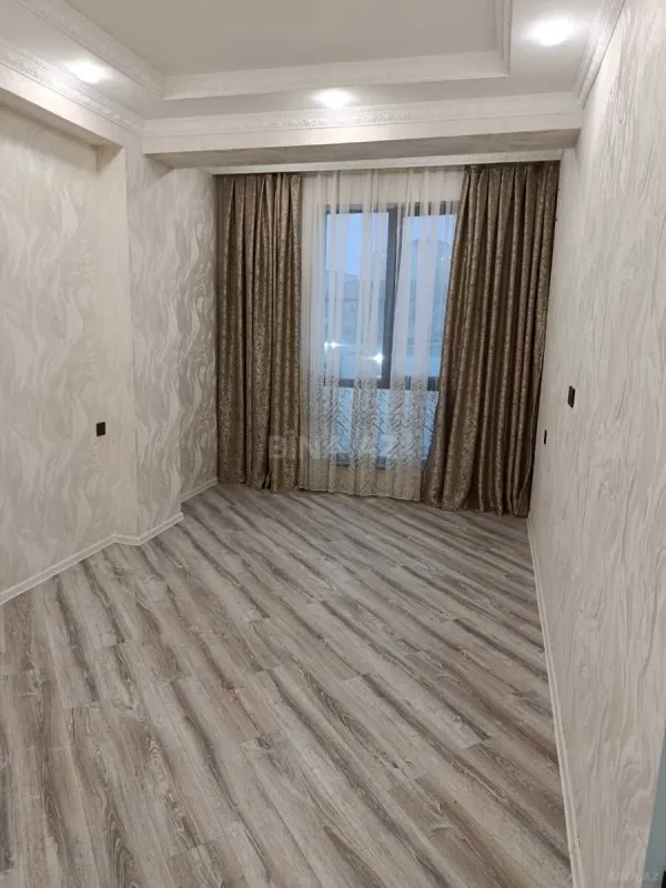 Satılır 2 otaqlı mənzil 58 m²