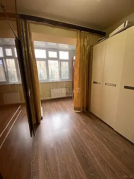 Satılır 4 otaqlı mənzil 110 m²