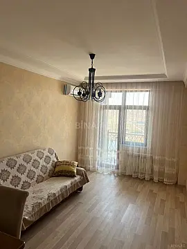 Kirayə verilir 2 otaqlı mənzil 65 m²