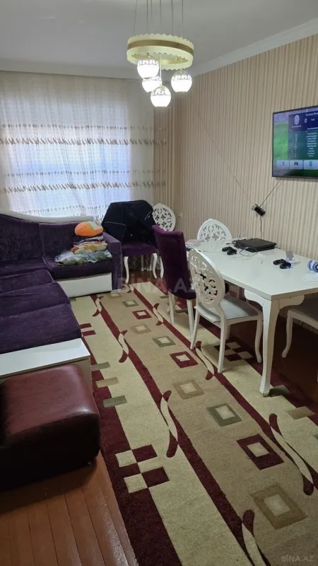 Satılır 4 otaqlı mənzil 100 m²