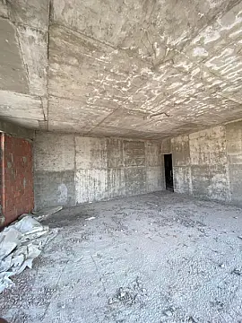 Satılır 3 otaqlı mənzil 157 m²