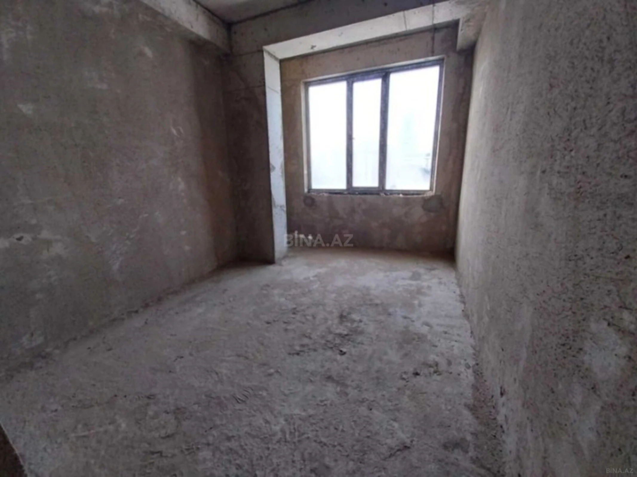 Satılır 3 otaqlı mənzil 96 m²