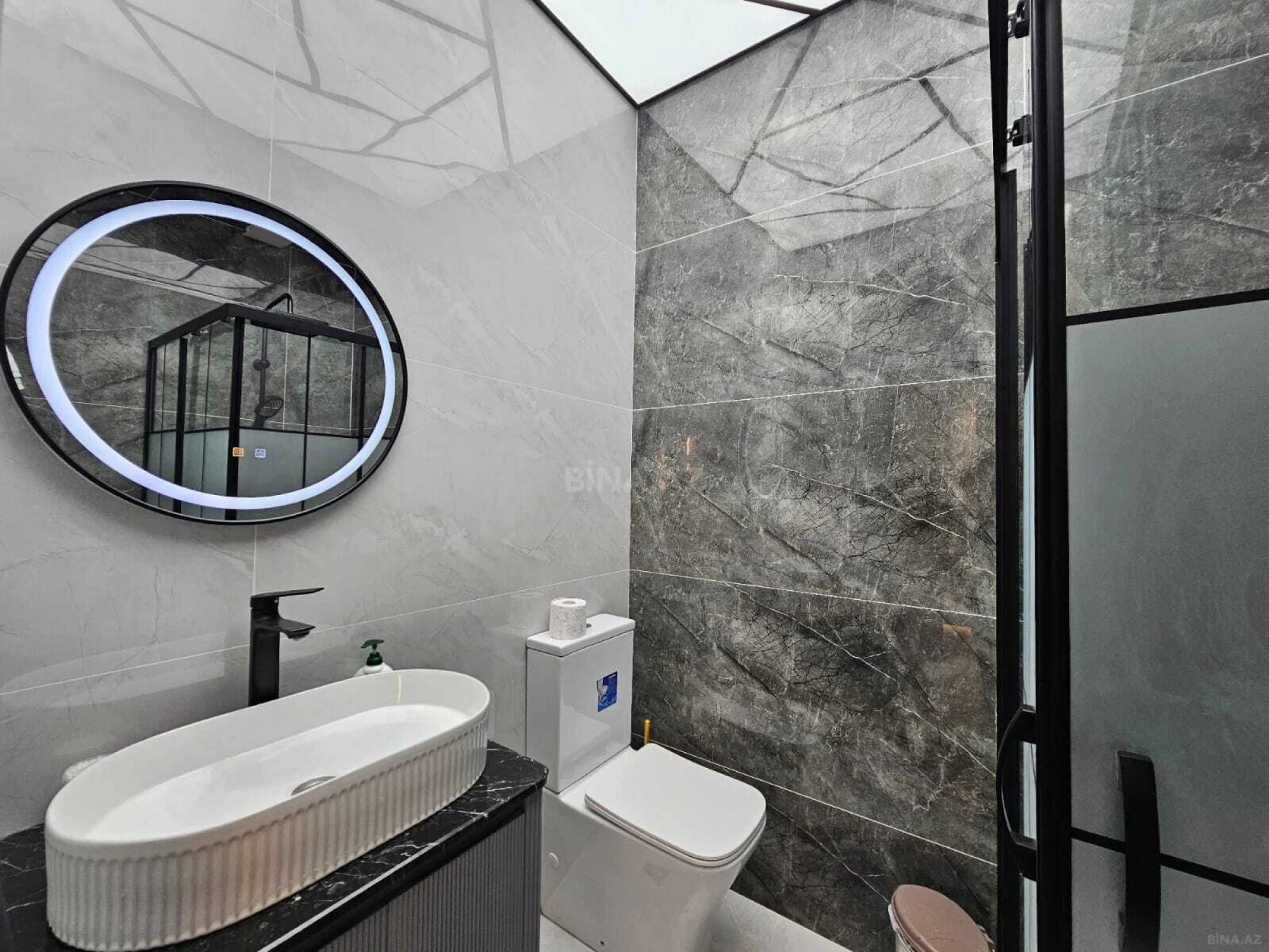 Satılır 2 otaqlı mənzil 55 m²