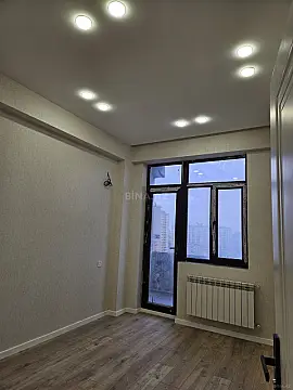 Satılır 2 otaqlı mənzil 56 m²