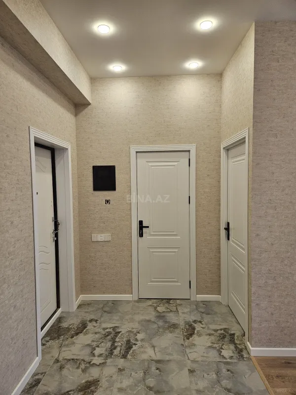 Satılır 2 otaqlı mənzil 56 m²