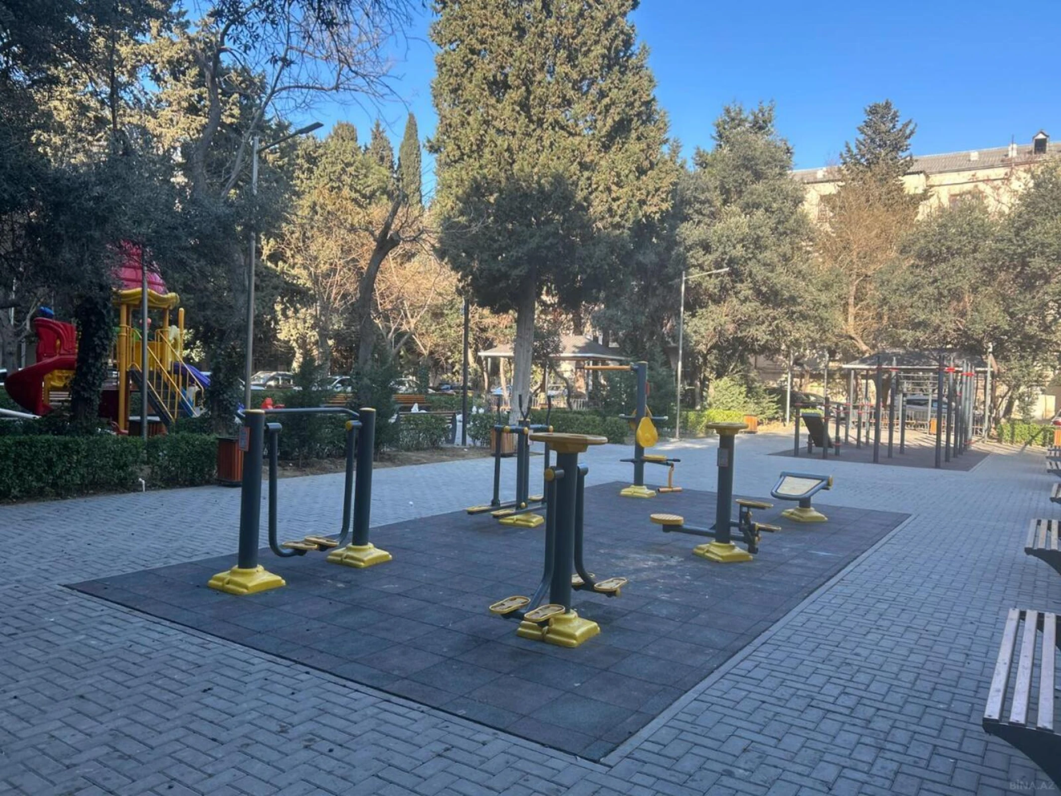 Satılır 2 otaqlı mənzil 45 m²