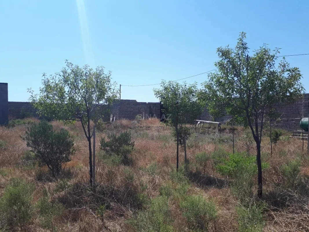 Satılır torpaq sahəsi 10 m²