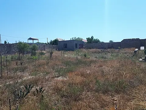 Satılır torpaq sahəsi 10 m²