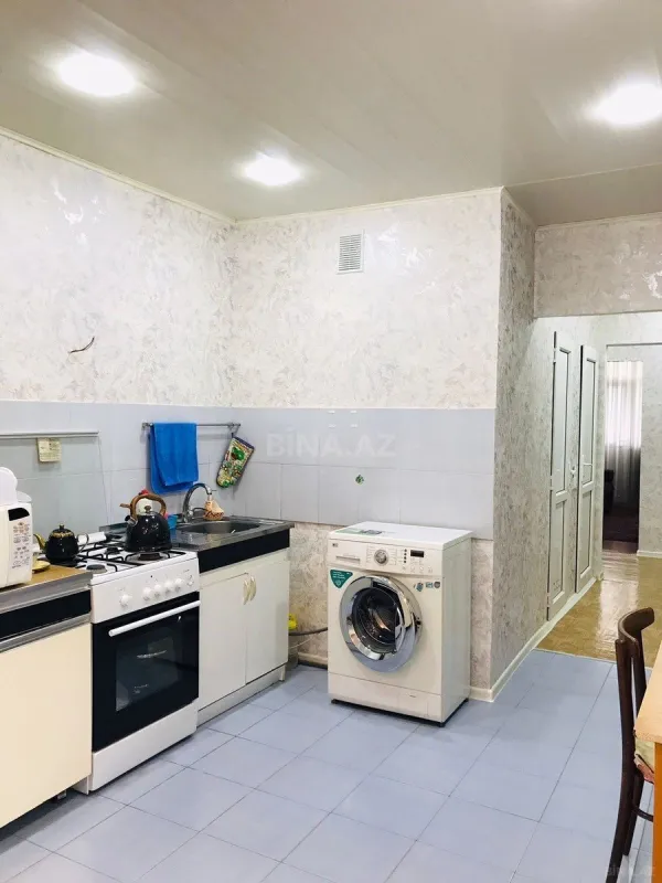 Satılır 4 otaqlı mənzil 105 m²