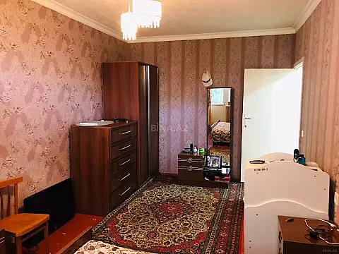Satılır 4 otaqlı mənzil 105 m²