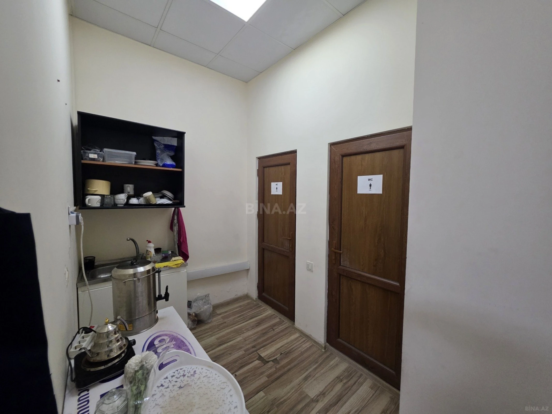 Kirayə verilir 3 otaqlı ofis 86 m²