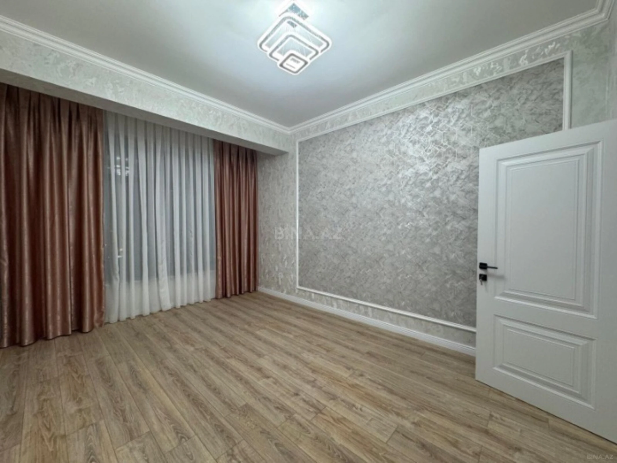 Satılır 2 otaqlı mənzil 48 m²