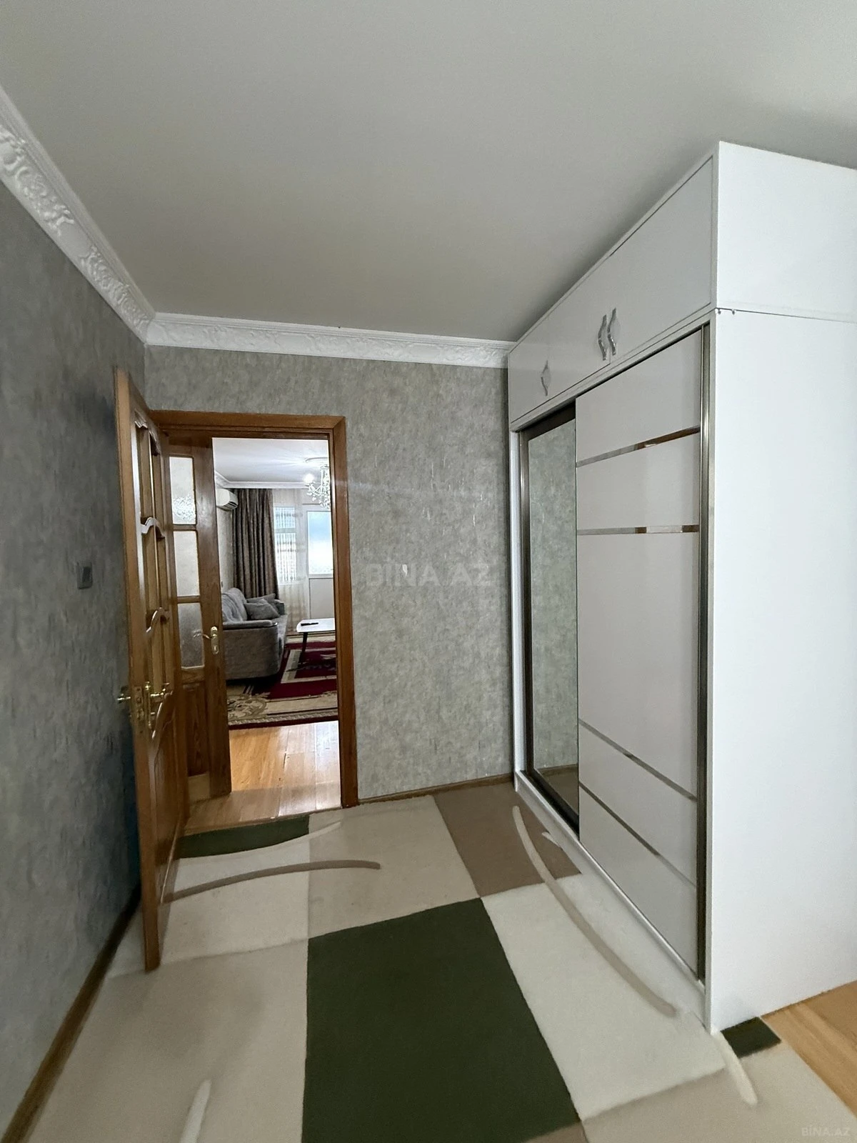 Satılır 3 otaqlı mənzil 60 m²