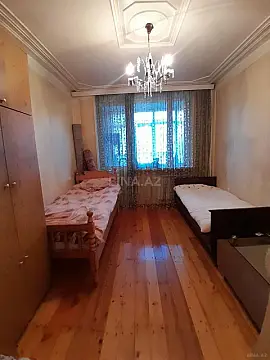 Kirayə verilir 3 otaqlı mənzil 180 m²