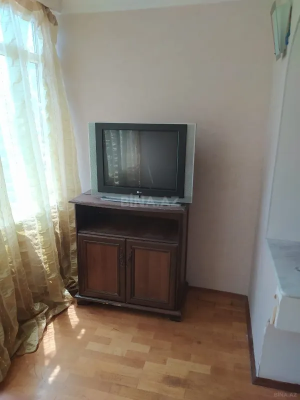 Satılır 1 otaqlı mənzil 40 m²