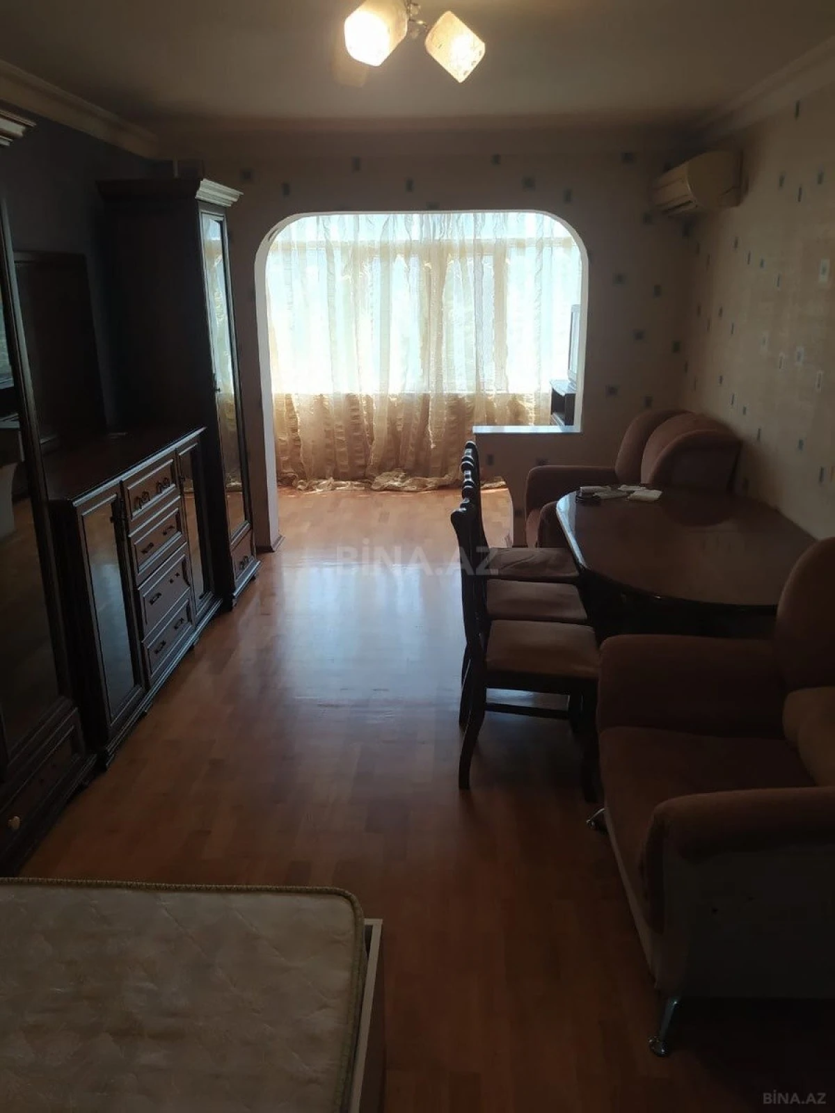 Satılır 1 otaqlı mənzil 40 m²