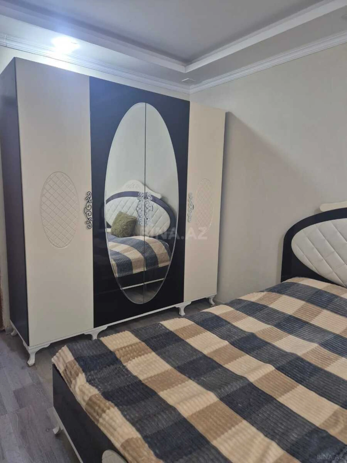Satılır 2 otaqlı mənzil 50 m²
