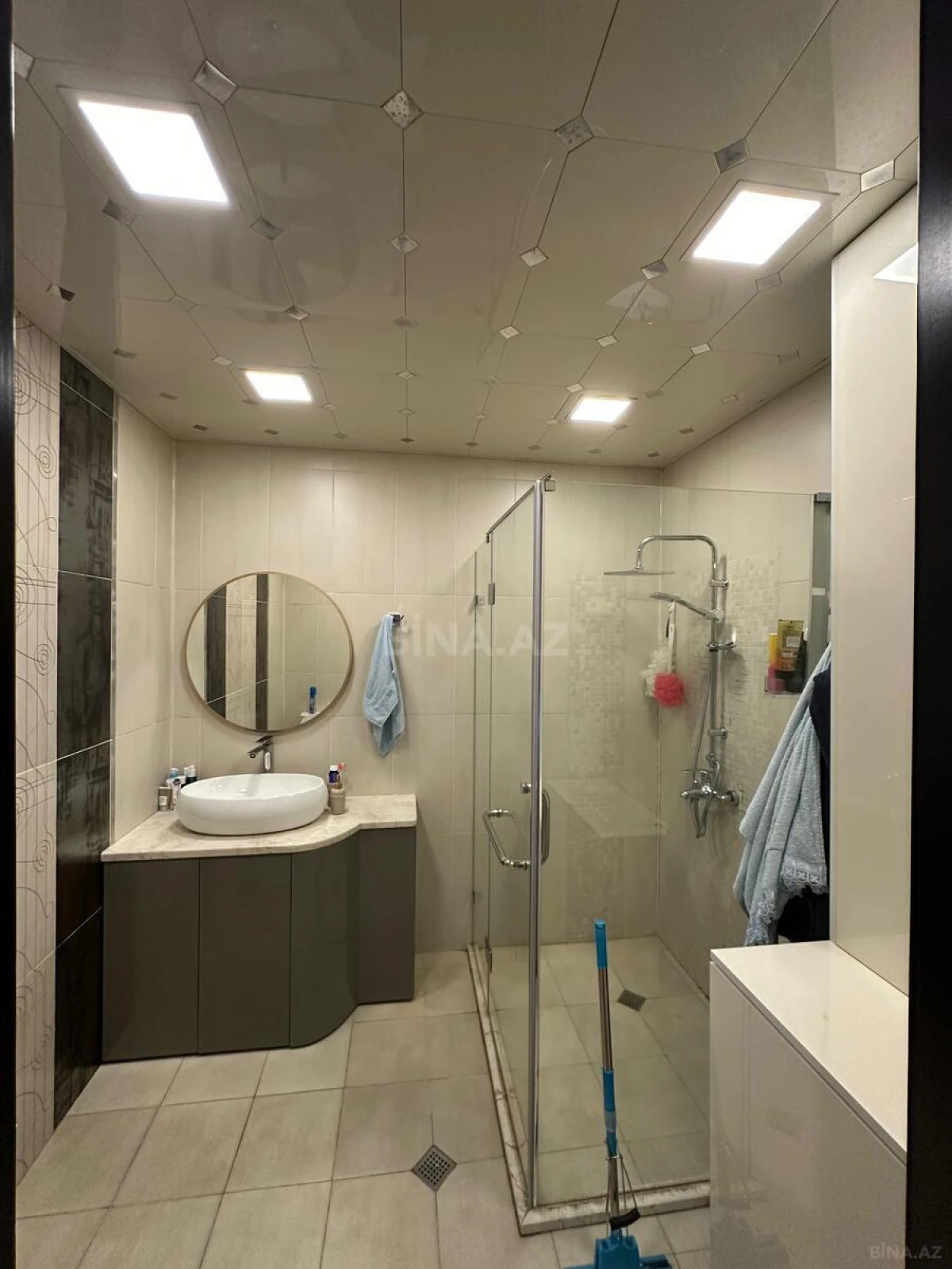 Satılır 3 otaqlı mənzil 110 m²