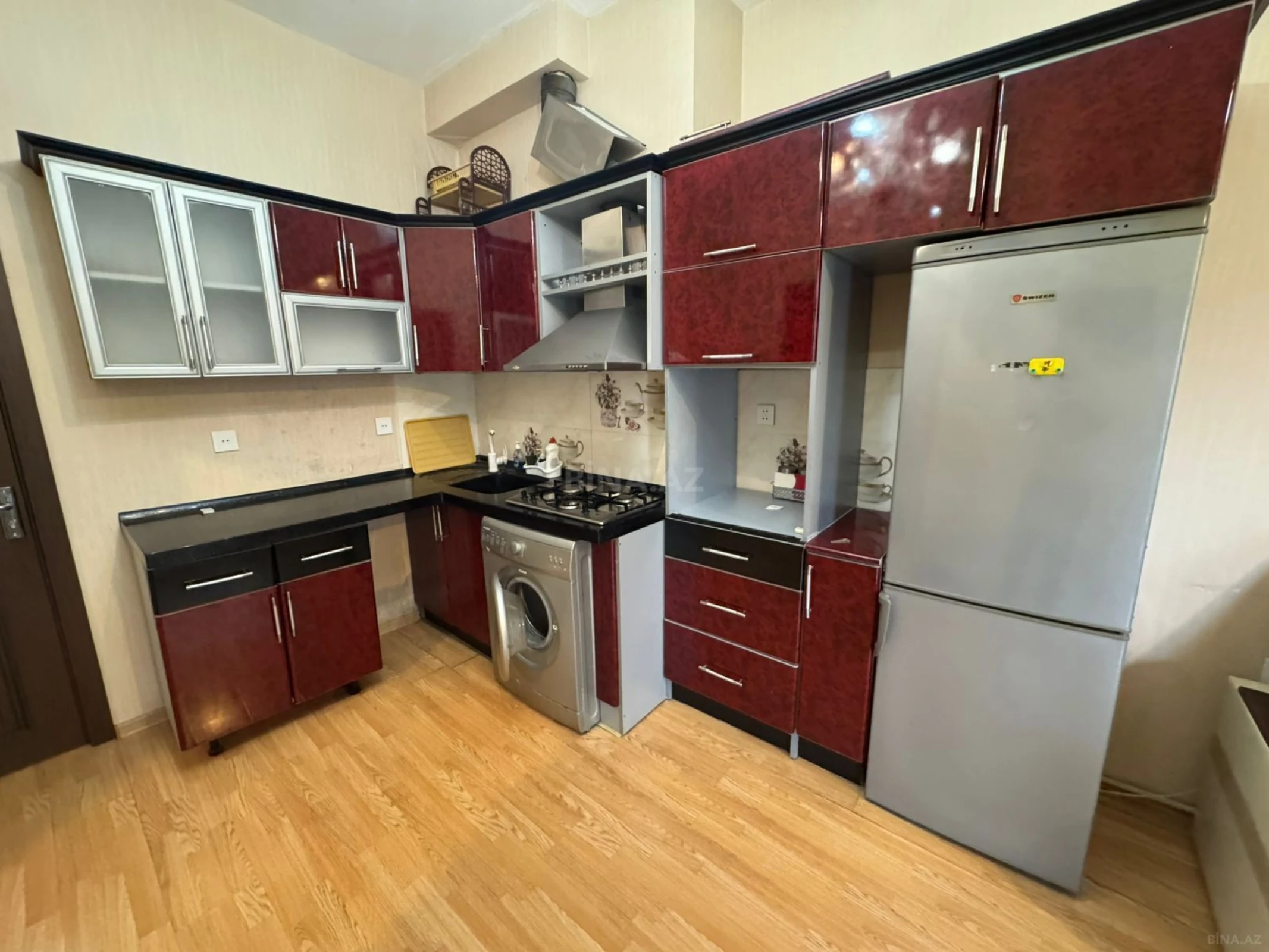 Kirayə verilir 2 otaqlı mənzil 50 m²