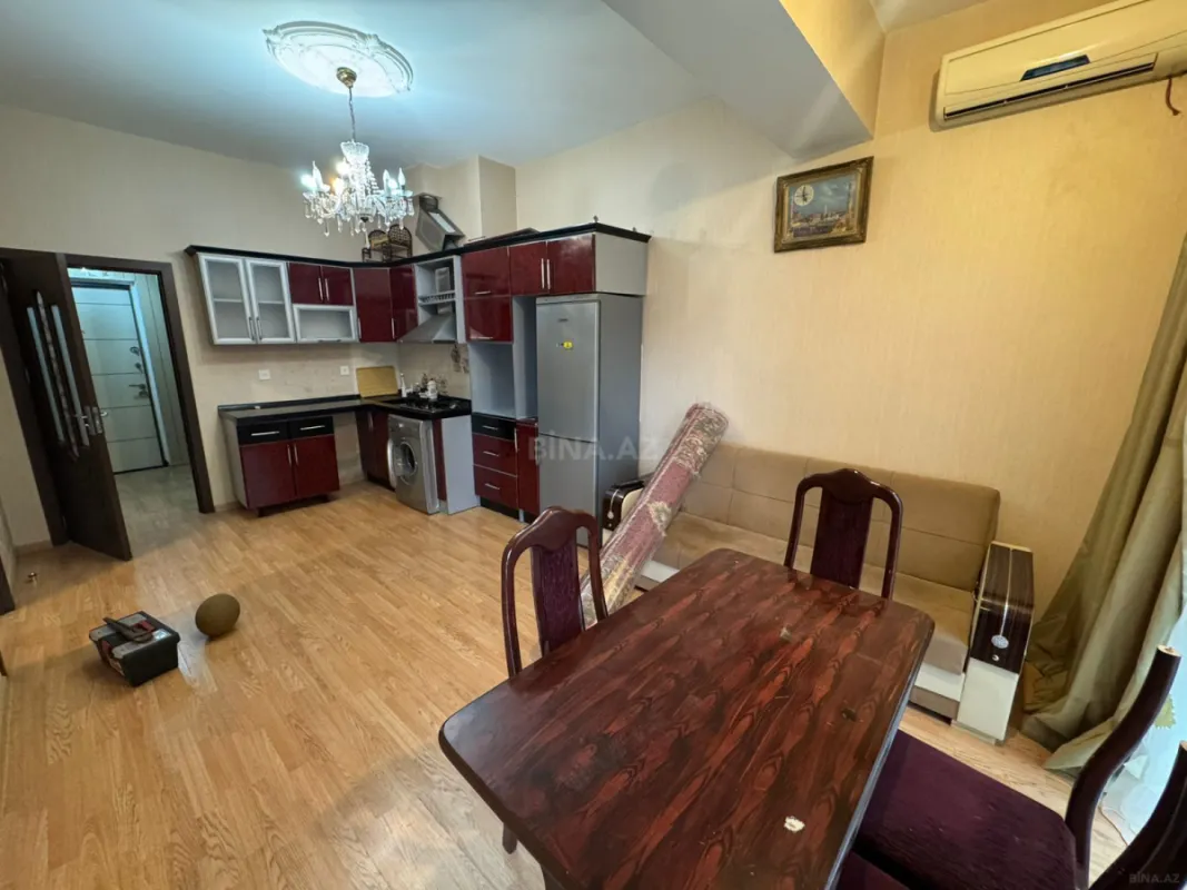 Kirayə verilir 2 otaqlı mənzil 50 m²
