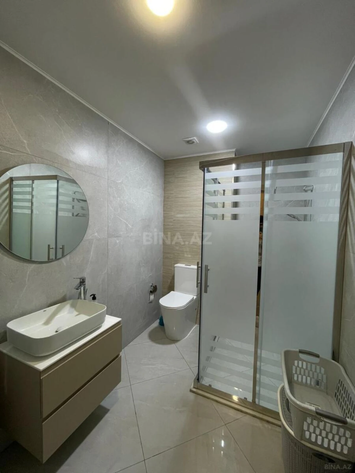 Kirayə verilir 2 otaqlı mənzil 65 m²