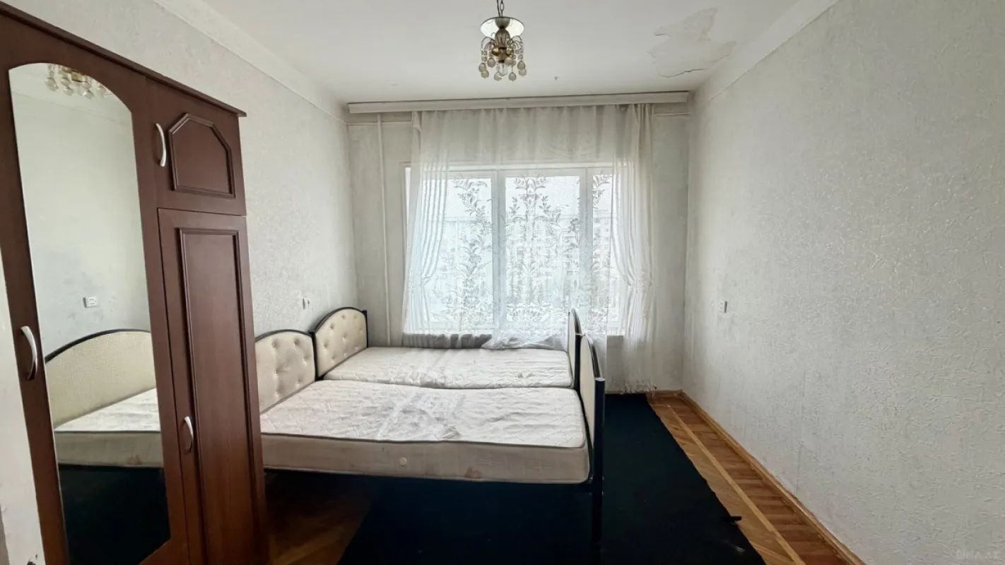 Kirayə verilir 2 otaqlı mənzil 65 m²