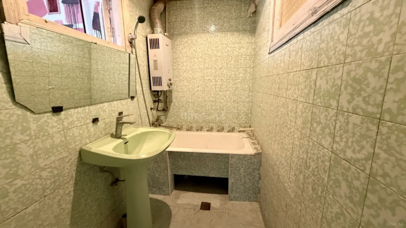 Kirayə verilir 2 otaqlı mənzil 65 m²