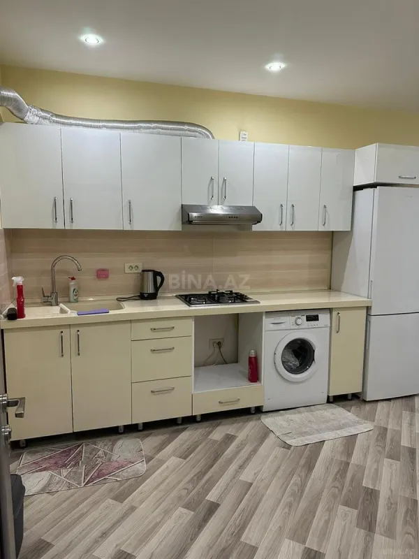 Kirayə verilir 2 otaqlı mənzil 60 m²