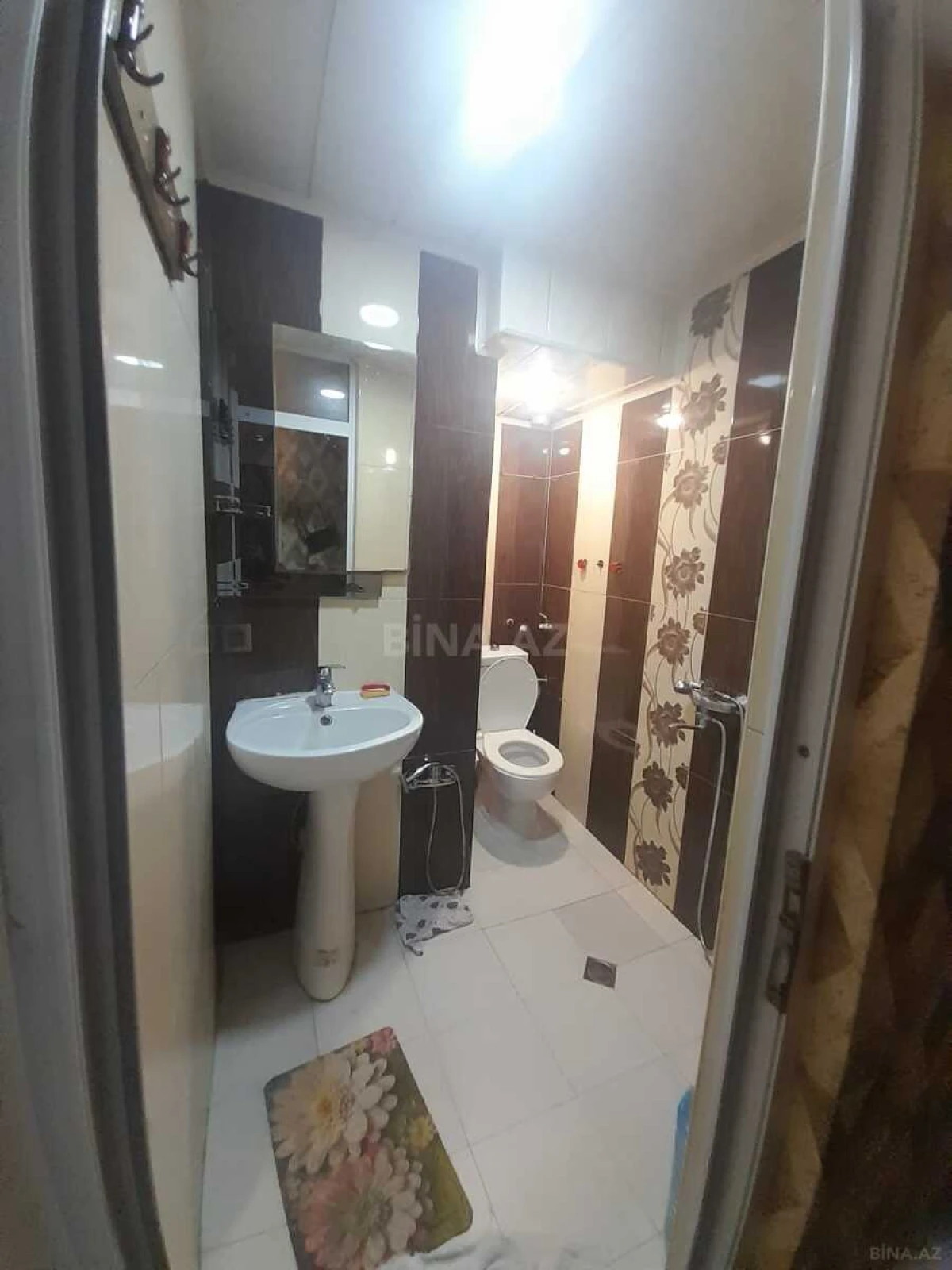 Satılır 2 otaqlı mənzil 69 m²