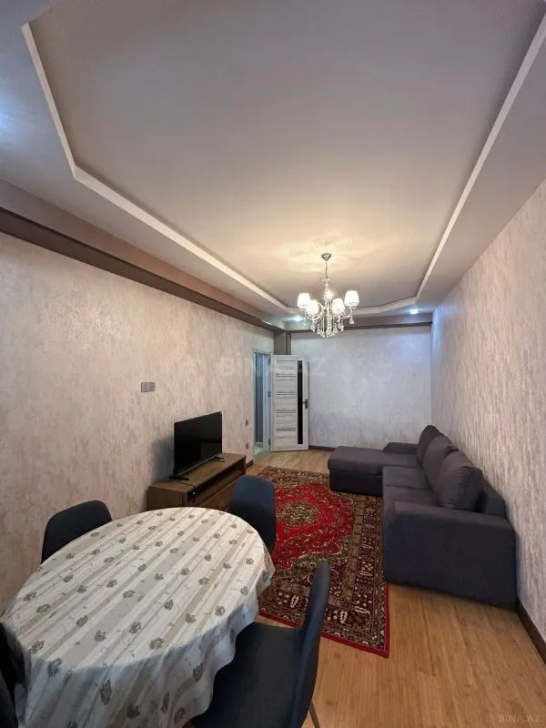 Kirayə verilir 2 otaqlı mənzil 58 m²