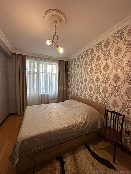 Kirayə verilir 2 otaqlı mənzil 58 m²