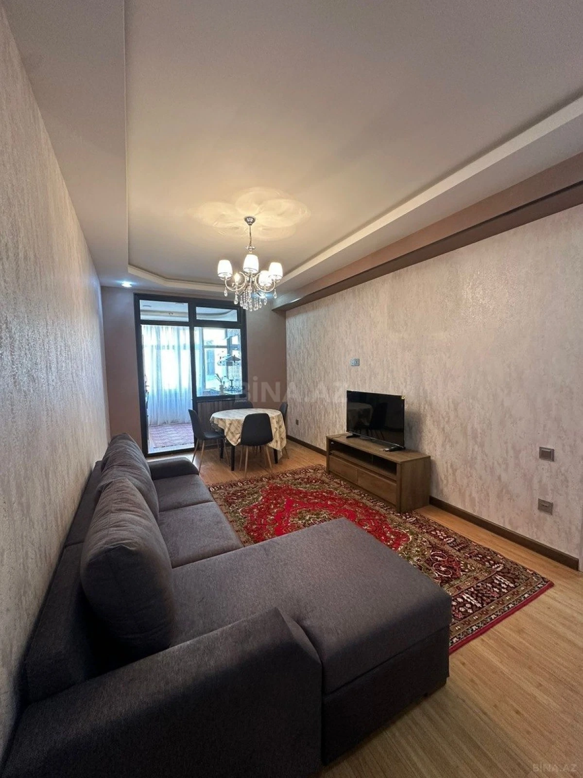 Kirayə verilir 2 otaqlı mənzil 58 m²