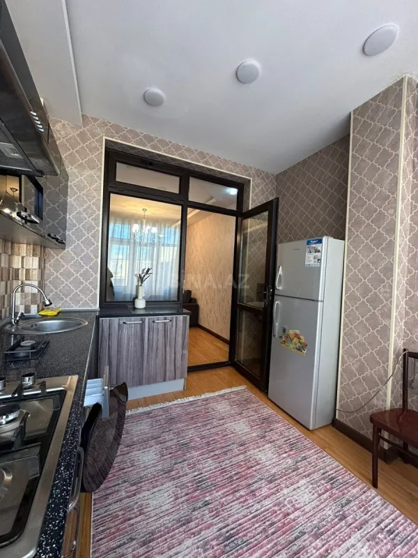Kirayə verilir 2 otaqlı mənzil 58 m²