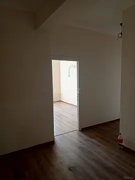 Satılır 2 otaqlı mənzil 58 m²